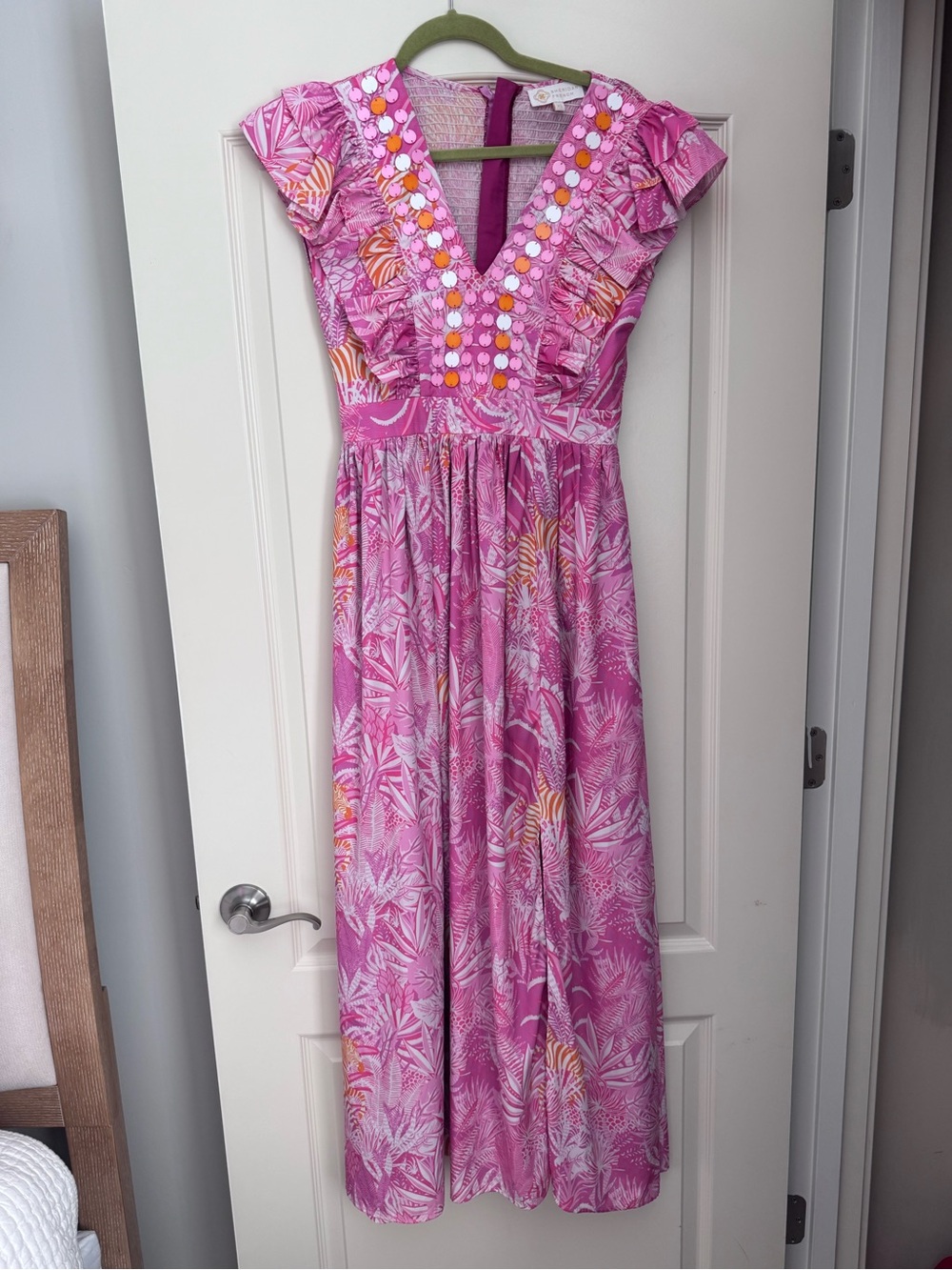 Pink Tropical-Print Maxi Dress with Ruffle Sleeve Detail - Picture 3 of 4
